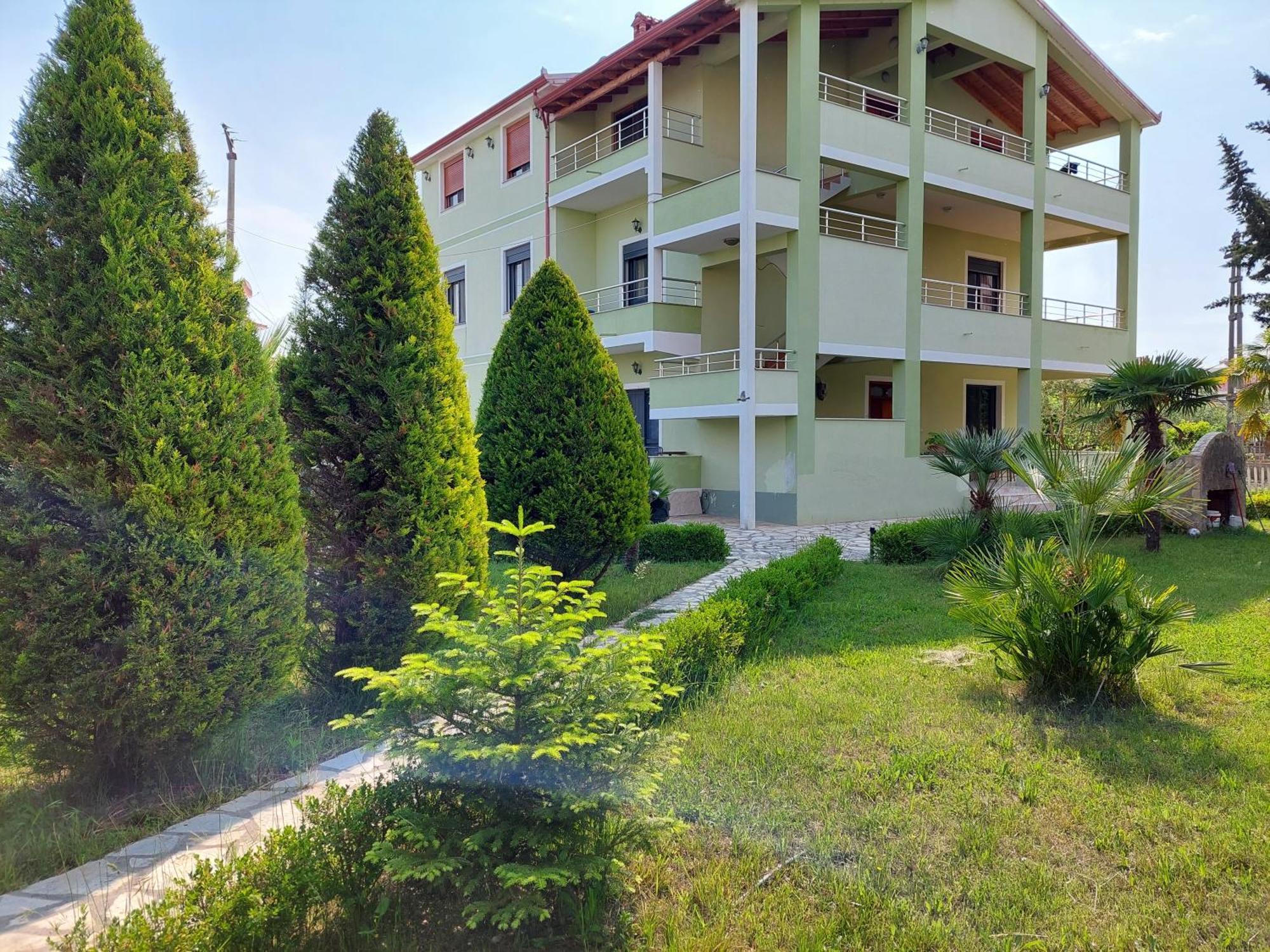 Greenvilla Park Durrës Extérieur photo